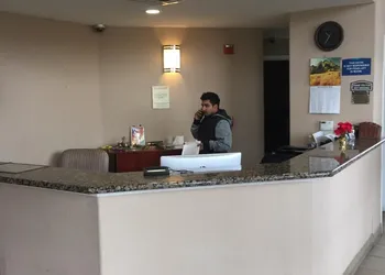 American Inn hotel thumbnail 2