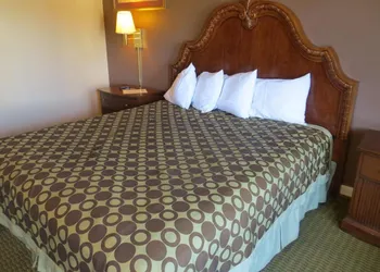 American Inn hotel thumbnail 8