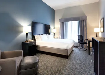Holiday Inn Express Hotel and Suites Arcadia by IHG hotel thumbnail 6