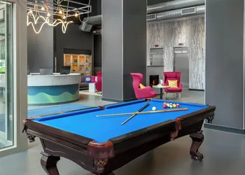 Aloft New York Brooklyn hotel thumbnail 3