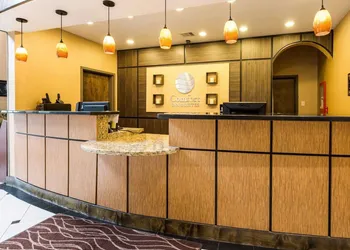 Comfort Inn & Suites Winnie hotel thumbnail 3