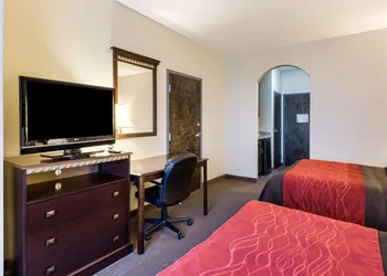 Comfort Inn & Suites Winnie hotel thumbnail 7
