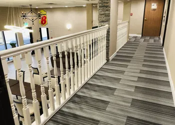 The Inn & Suites SW Omaha hotel thumbnail 4