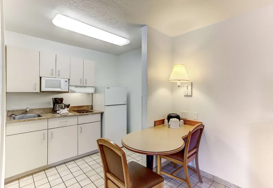 Studio 6 Extended Stay - Kissimmee, FL - Orlando hotel detail image 6