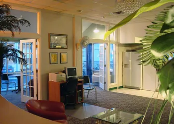 O'Hare Inn & Suites hotel thumbnail 2