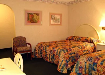 O'Hare Inn & Suites hotel thumbnail 5