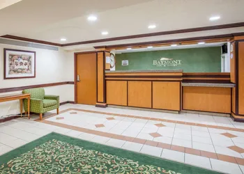 Baymont by Wyndham Madison Heights Detroit Area hotel thumbnail 3