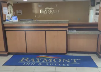 Baymont by Wyndham Madison Heights Detroit Area hotel thumbnail 6