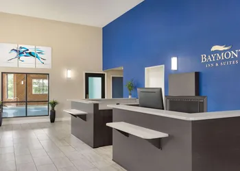 Baymont by Wyndham Winchester hotel thumbnail 6