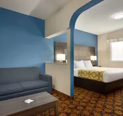 Baymont by Wyndham Winchester hotel detail image 7