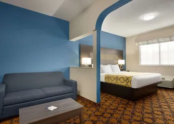 Baymont by Wyndham Winchester hotel thumbnail 7