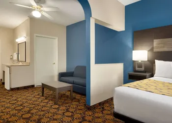 Baymont by Wyndham Winchester hotel thumbnail 8