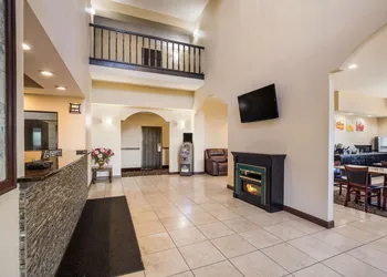 Quality Inn & Suites Caseyville - St. Louis hotel thumbnail 3