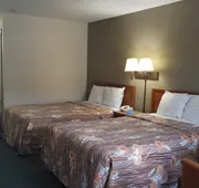 Travelers Inn & Suites hotel detail image 5