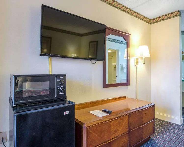 Rodeway Inn Norcross hotel detail image 6