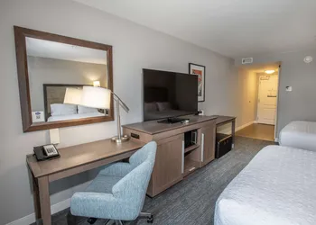 Hampton Inn & Suites Cincinnati / Kenwood hotel thumbnail 6