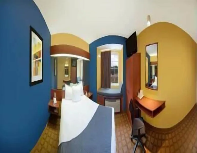Microtel Inn & Suites by Wyndham Hillsborough hotel detail image 6