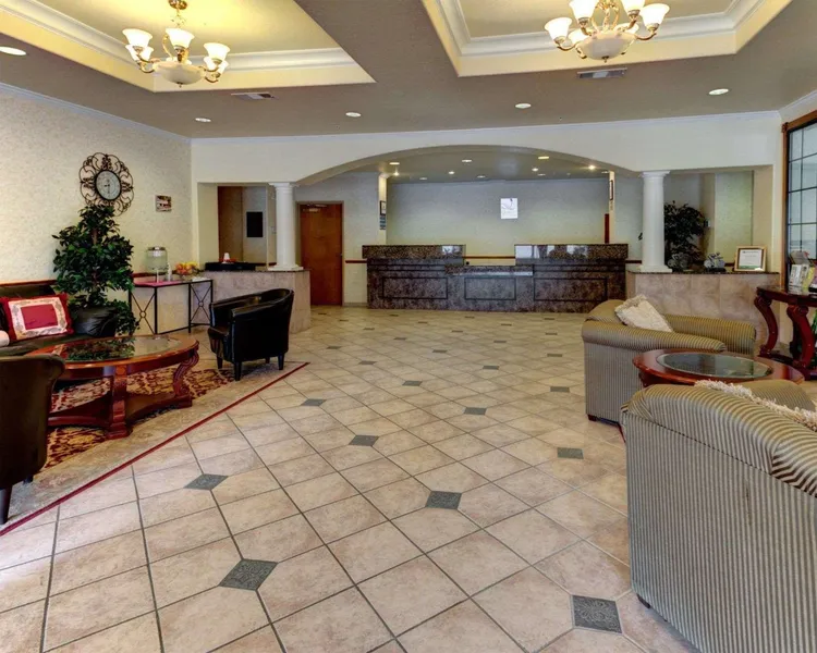 Quality Inn & Suites Glen Rose hotel detail image 2
