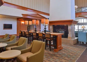 Hampton Inn & Suites By Hilton Calgary- University Northwest hotel thumbnail 5