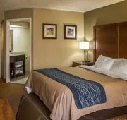 Quality Inn Akron South hotel detail image 4