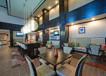 Hampton Inn & Suites Denison hotel thumbnail 5