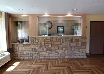 West Worth Inn and Suites hotel thumbnail 3