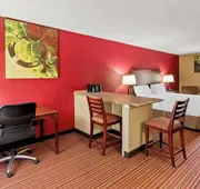 SureStay Plus by Best Western San Antonio Fiesta Inn hotel detail image 7