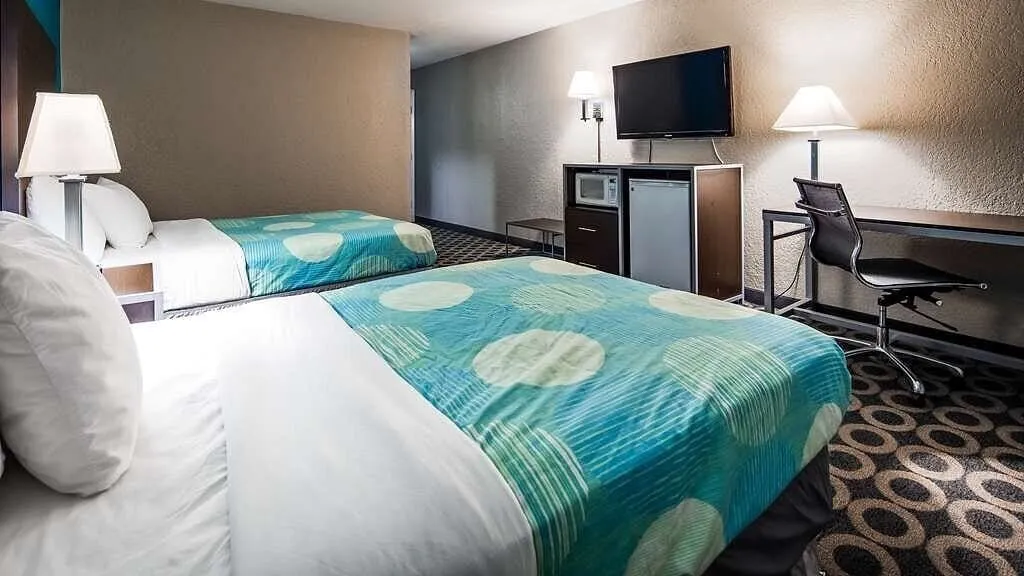 Travelodge by Wyndham San Antonio Downtown Northeast hotel detail image 6