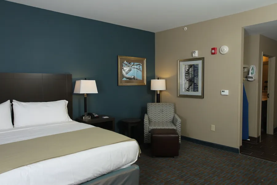 Holiday Inn Express Hotel & Suites Goldsboro - Base Area by IHG hotel detail image 2