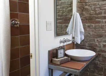 Maison Fleurie, A Four Sisters Inn hotel thumbnail 3