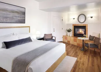 Maison Fleurie, A Four Sisters Inn hotel thumbnail 6