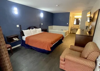 Key West Inn - Roanoke hotel thumbnail 5