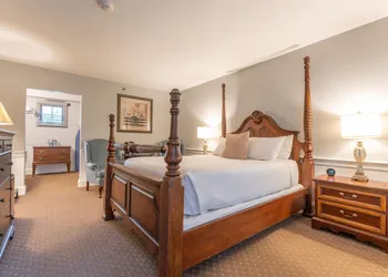The Dan'l Webster Inn and Spa hotel thumbnail 6