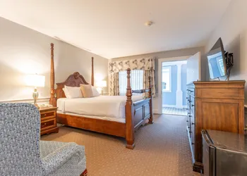 The Dan'l Webster Inn and Spa hotel thumbnail 8
