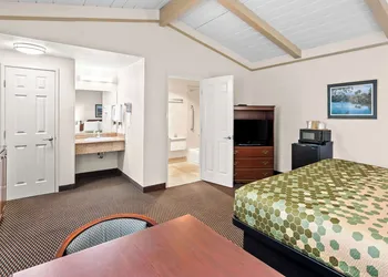 SureStay Hotel by Best Western Castro Valley hotel thumbnail 4