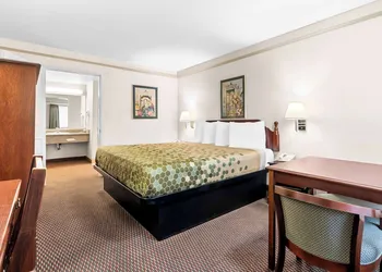 SureStay Hotel by Best Western Castro Valley hotel thumbnail 8