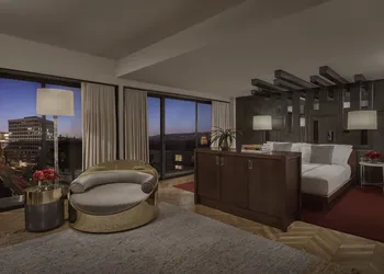 SIXTY Beverly Hills hotel thumbnail 7