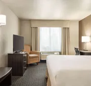 Baymont by Wyndham Hearne hotel detail image 4