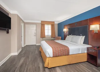 Budget Inn & Suite Atlanta Marietta Stadium hotel thumbnail 5