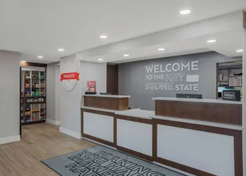 Hampton Inn by Hilton Philadelphia / Willow Grove hotel thumbnail 3