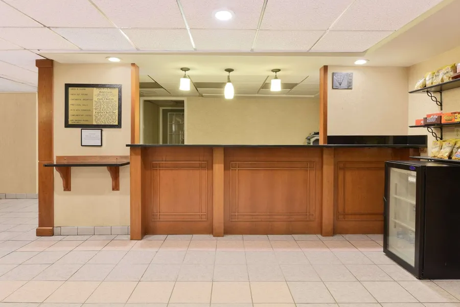 Howard Johnson Hotel & Suites by Wyndham Allentown/Dorney hotel detail image 2