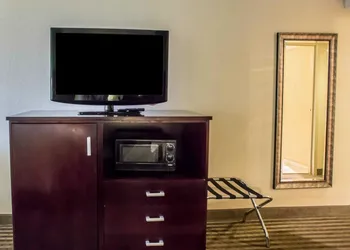 Quality Inn Mill Hall - Lamar hotel thumbnail 6