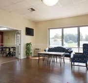 Econo Lodge Pine Bluff hotel detail image 5