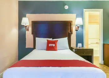 OYO Hotel Myrtle Beach Kings Hwy hotel thumbnail 7
