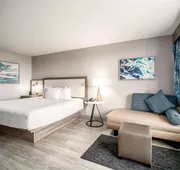 La Quinta Inn & Suites by Wyndham Cocoa Beach Oceanfront hotel detail image 4