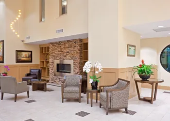 Holiday Inn Hotel & Suites Surrey East Cloverdale by IHG hotel thumbnail 2