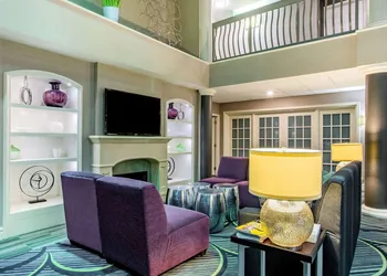 La Quinta Inn & Suites by Wyndham Raleigh Durham Intl AP hotel thumbnail 3