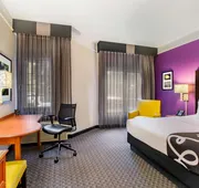 La Quinta Inn & Suites by Wyndham Raleigh Durham Intl AP hotel detail image 4