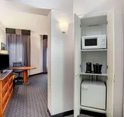 La Quinta Inn & Suites by Wyndham Raleigh Durham Intl AP hotel detail image 7