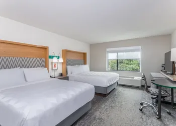 Holiday Inn Columbus by IHG hotel thumbnail 4